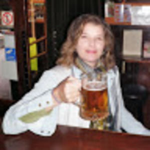 Meet your Posher, Heidi w.